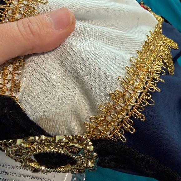 Girls Caribbean pirate Costume M 7-10 - Picture 7 of 7